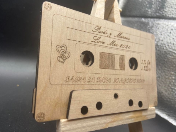 “Save the date” a forma di musicassetta  per matrimonio - immagine 6