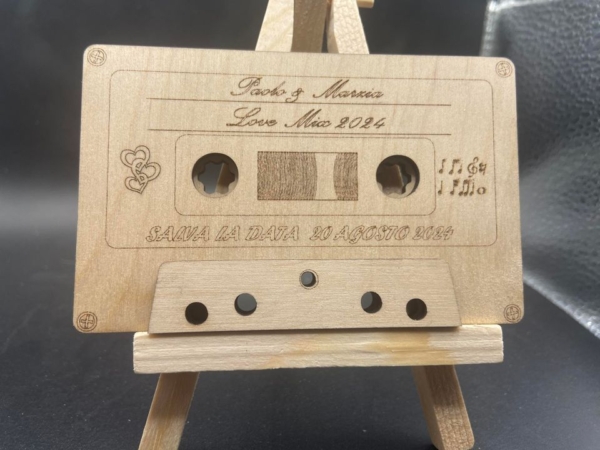“Save the date” a forma di musicassetta  per matrimonio - immagine 5