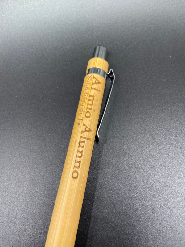 Portapenna in baboo con penna - immagine 2