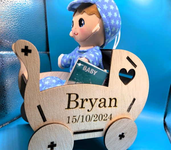 PASSEGGINO IN LEGNO PERSONALIZZABILE CON NOME - immagine 4