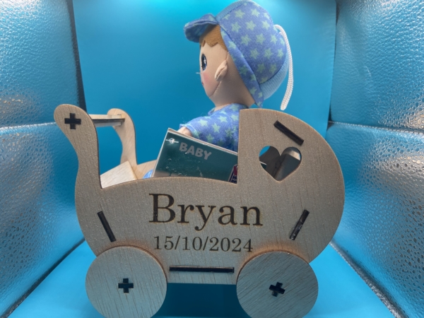PASSEGGINO IN LEGNO PERSONALIZZABILE CON NOME - immagine 12